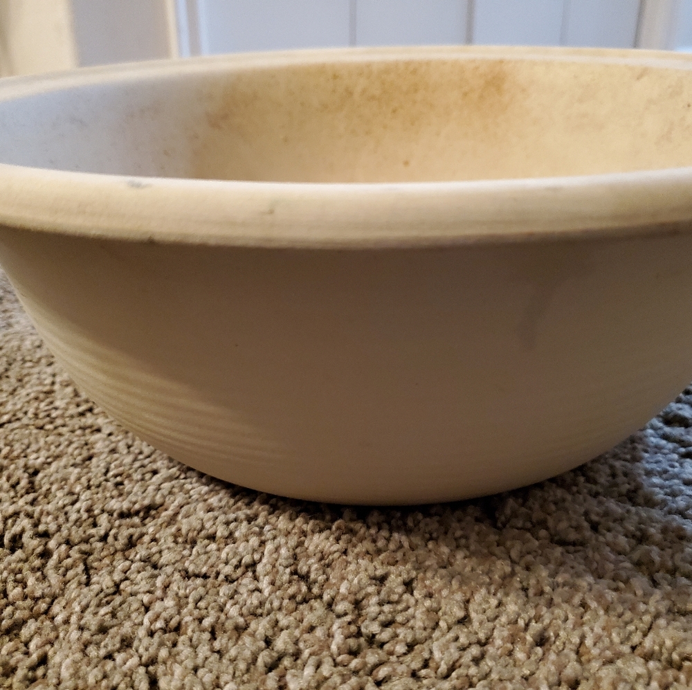 Pampered Chef Stoneware bowl